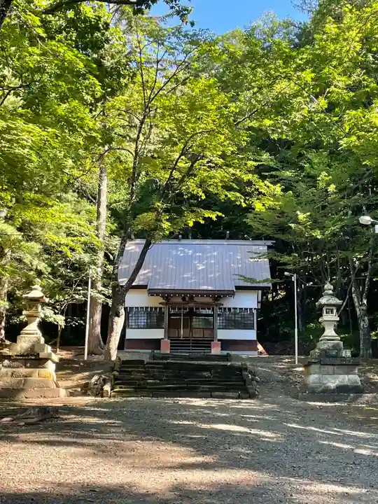 温根湯神社の本殿・本堂