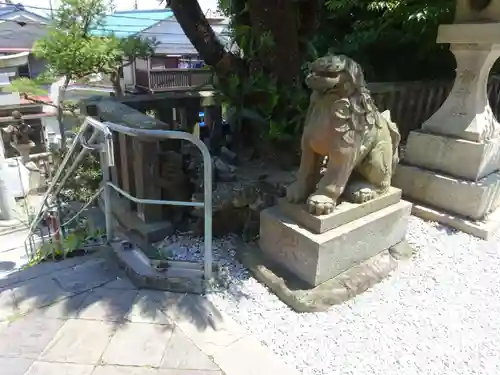 叶神社 (西叶神社)の狛犬