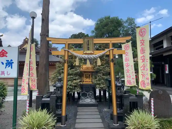 亀ケ池八幡宮の末社・摂社