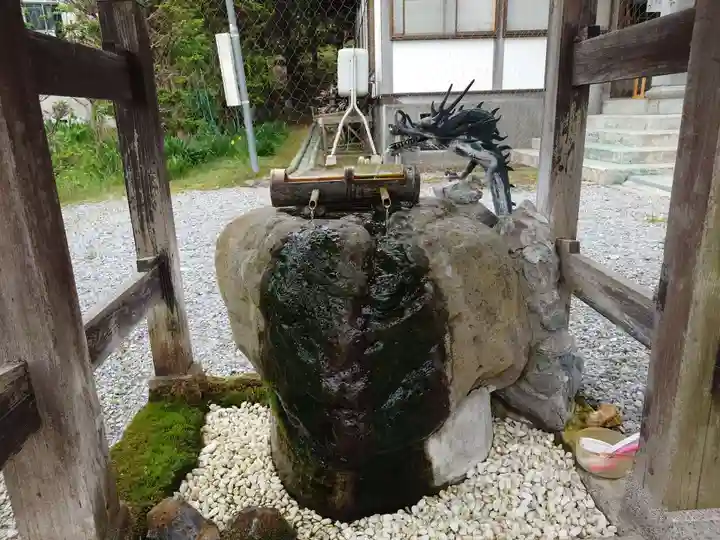 高穂神社の手水舎