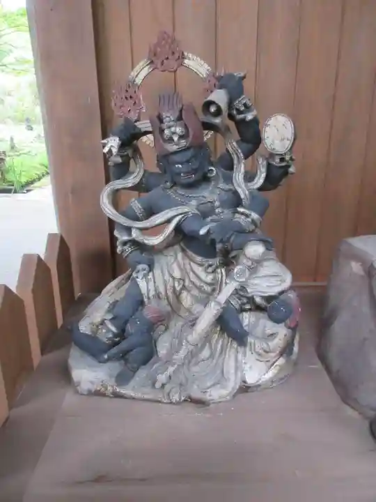 青龍山 吉祥寺の像