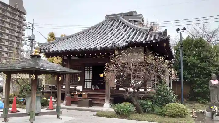 宝勝山 南藏院 蓮光寺の本殿・本堂