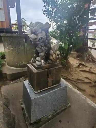 日限富士浅間神社の狛犬