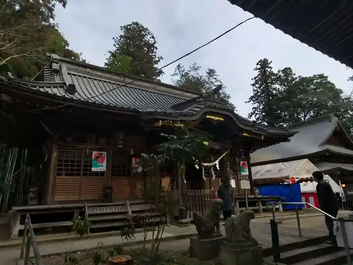 雄琴神社の本殿・本堂