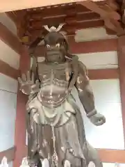 護国之寺の建物その他