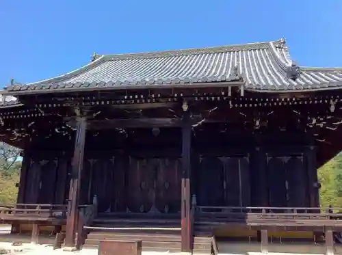 仁和寺の本殿