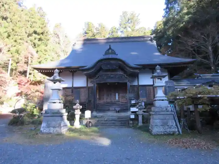 乾徳寺の本殿・本堂