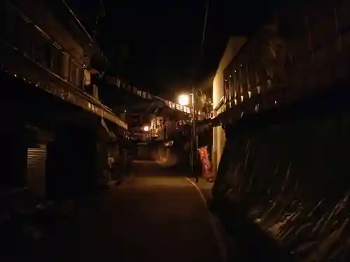 千代保稲荷神社の周辺