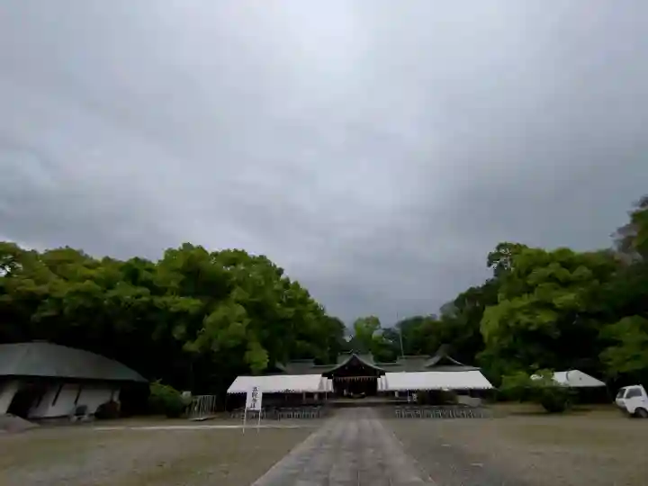 讃岐宮 香川縣護國神社の{uncategorized: "未分類", other: "その他", undefined: "問題あり", building: "その他建物", grave: "お墓", sacred_gate: "鳥居", guardian: "狛犬", statue: "像", buddha: "仏像", history: "歴史", nature: "自然", garden: "庭園", animal: "動物", pagoda: "塔", temizu: "手水舎", mountain_gate: "山門・神門", sanctuary: "本殿・本堂", subordinate: "末社・摂社", art: "芸術", scenery: "景色", jizo: "地蔵", ema: "絵馬", goshuin: "御朱印", omikuji: "おみくじ", items: "授与品その他", amulet: "お守り", goshuincho: "御朱印帳", eats: "食事", festival: "お祭り", votive_dance: "神楽", shichigosan: "七五三参", wedding: "結婚式", experience: "体験その他", initially: "初詣", around: "周辺", anti_infection: "感染症対策"}