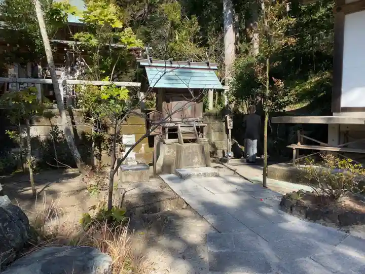 天津神明宮の末社・摂社