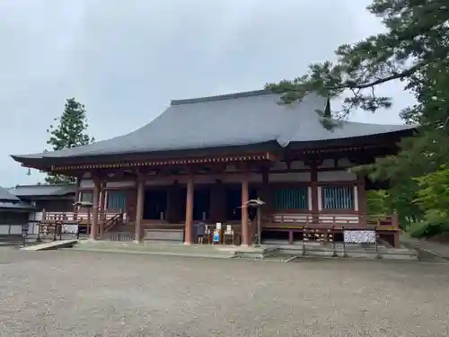 毛越寺の本殿・本堂