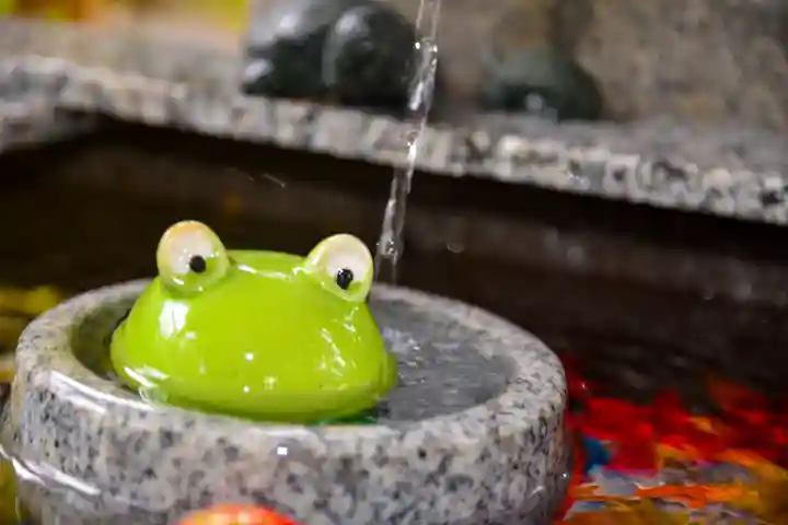 尻岸内八幡神社の手水舎
