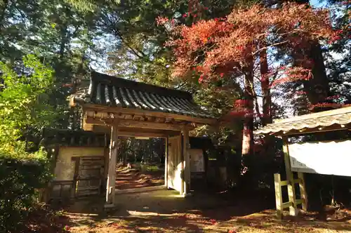 如法寺の山門