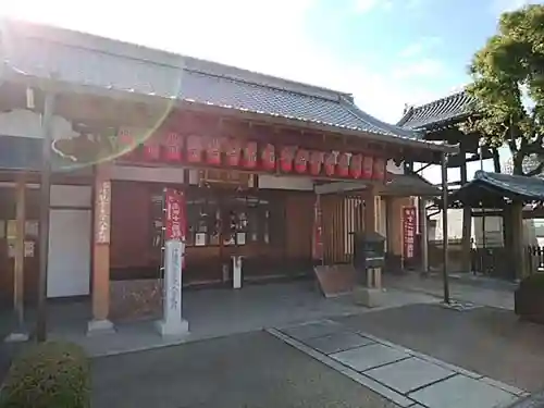 壬生寺の本殿・本堂