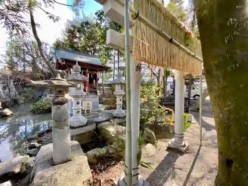 九帝王宮 萱野神社(滋賀県)