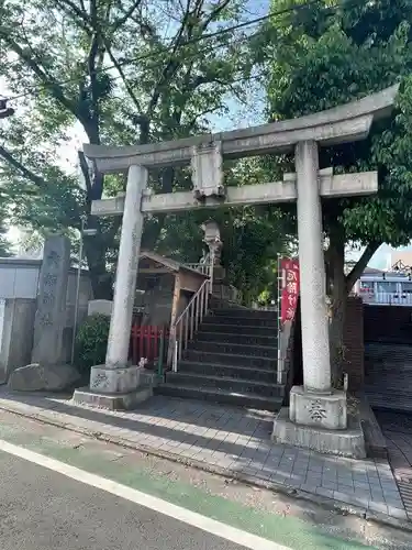 品川貴船神社の鳥居