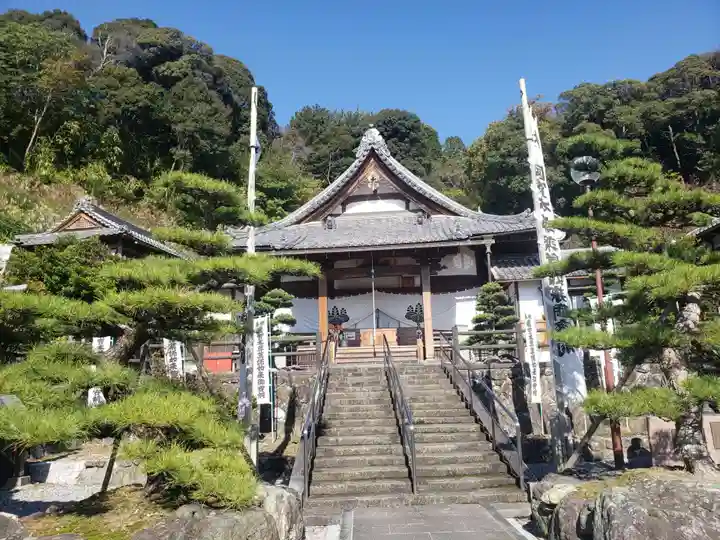 美濃國分寺の本殿・本堂