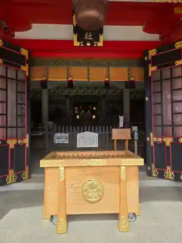 品川神社の{uncategorized: "未分類", other: "その他", undefined: "問題あり", building: "その他建物", grave: "お墓", sacred_gate: "鳥居", guardian: "狛犬", statue: "像", buddha: "仏像", history: "歴史", nature: "自然", garden: "庭園", animal: "動物", pagoda: "塔", temizu: "手水舎", mountain_gate: "山門・神門", sanctuary: "本殿・本堂", subordinate: "末社・摂社", art: "芸術", scenery: "景色", jizo: "地蔵", ema: "絵馬", goshuin: "御朱印", omikuji: "おみくじ", items: "授与品その他", amulet: "お守り", goshuincho: "御朱印帳", eats: "食事", festival: "お祭り", votive_dance: "神楽", shichigosan: "七五三参", wedding: "結婚式", experience: "体験その他", initially: "初詣", around: "周辺", anti_infection: "感染症対策"}