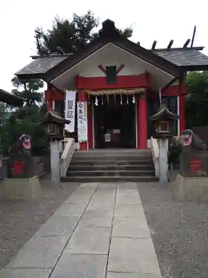 元郷氷川神社の本殿・本堂