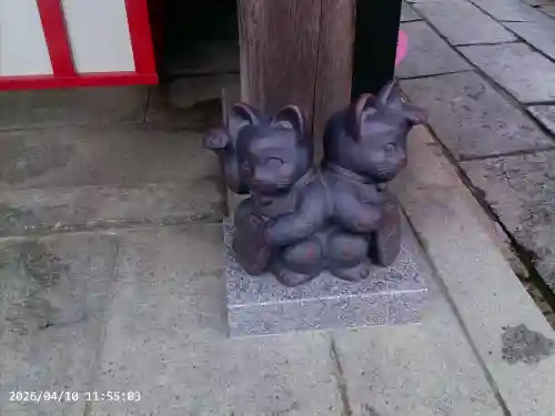 白山神社の{uncategorized: "未分類", other: "その他", undefined: "問題あり", building: "その他建物", grave: "お墓", sacred_gate: "鳥居", guardian: "狛犬", statue: "像", buddha: "仏像", history: "歴史", nature: "自然", garden: "庭園", animal: "動物", pagoda: "塔", temizu: "手水舎", mountain_gate: "山門・神門", sanctuary: "本殿・本堂", subordinate: "末社・摂社", art: "芸術", scenery: "景色", jizo: "地蔵", ema: "絵馬", goshuin: "御朱印", omikuji: "おみくじ", items: "授与品その他", amulet: "お守り", goshuincho: "御朱印帳", eats: "食事", festival: "お祭り", votive_dance: "神楽", shichigosan: "七五三参", wedding: "結婚式", experience: "体験その他", initially: "初詣", around: "周辺", anti_infection: "感染症対策"}