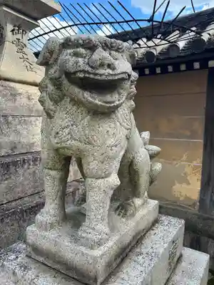 下御霊神社の狛犬