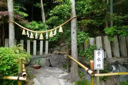 大和国鹿島香取本宮の手水舎