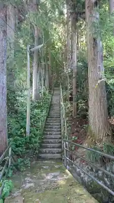 石神山精神社のその他建物