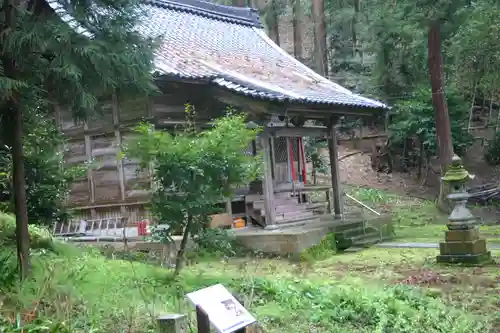 八幡神社の本殿・本堂
