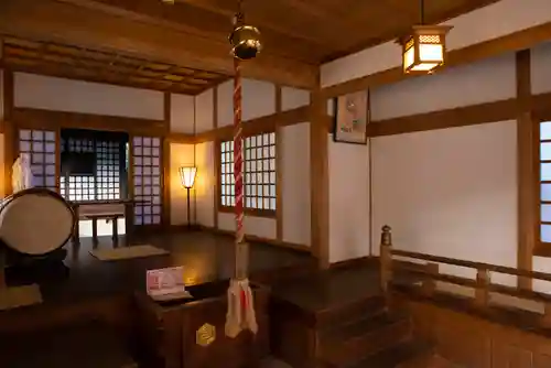 四柱神社の末社