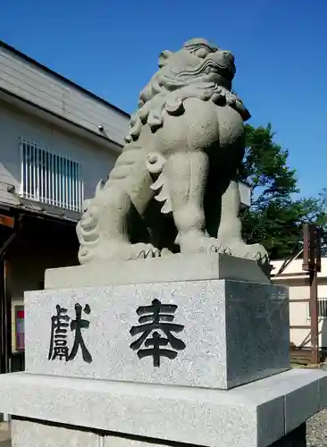 西岡八幡宮の狛犬