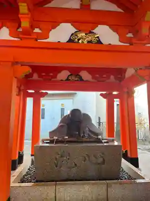 穴八幡宮の手水舎
