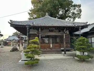 毘沙門堂の本殿・本堂