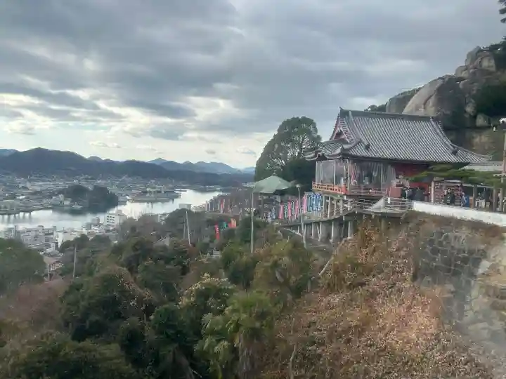 千光寺の{uncategorized: "未分類", other: "その他", undefined: "問題あり", building: "その他建物", grave: "お墓", sacred_gate: "鳥居", guardian: "狛犬", statue: "像", buddha: "仏像", history: "歴史", nature: "自然", garden: "庭園", animal: "動物", pagoda: "塔", temizu: "手水舎", mountain_gate: "山門・神門", sanctuary: "本殿・本堂", subordinate: "末社・摂社", art: "芸術", scenery: "景色", jizo: "地蔵", ema: "絵馬", goshuin: "御朱印", omikuji: "おみくじ", items: "授与品その他", amulet: "お守り", goshuincho: "御朱印帳", eats: "食事", festival: "お祭り", votive_dance: "神楽", shichigosan: "七五三参", wedding: "結婚式", experience: "体験その他", initially: "初詣", around: "周辺", anti_infection: "感染症対策"}