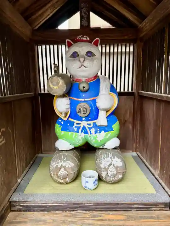 住吉神社の{uncategorized: "未分類", other: "その他", undefined: "問題あり", building: "その他建物", grave: "お墓", sacred_gate: "鳥居", guardian: "狛犬", statue: "像", buddha: "仏像", history: "歴史", nature: "自然", garden: "庭園", animal: "動物", pagoda: "塔", temizu: "手水舎", mountain_gate: "山門・神門", sanctuary: "本殿・本堂", subordinate: "末社・摂社", art: "芸術", scenery: "景色", jizo: "地蔵", ema: "絵馬", goshuin: "御朱印", omikuji: "おみくじ", items: "授与品その他", amulet: "お守り", goshuincho: "御朱印帳", eats: "食事", festival: "お祭り", votive_dance: "神楽", shichigosan: "七五三参", wedding: "結婚式", experience: "体験その他", initially: "初詣", around: "周辺", anti_infection: "感染症対策"}