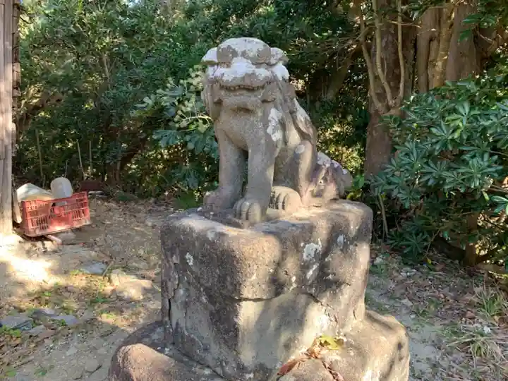 山の神神社の狛犬