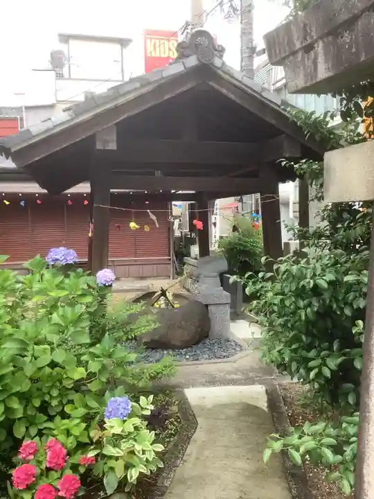 三輪神社の手水舎