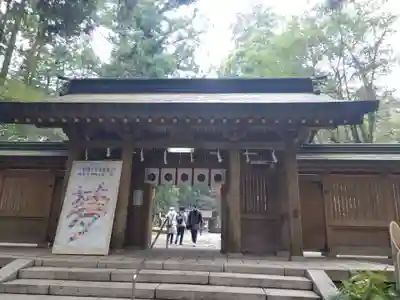 狭野神社の山門・神門