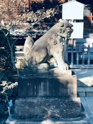 白山神社の狛犬