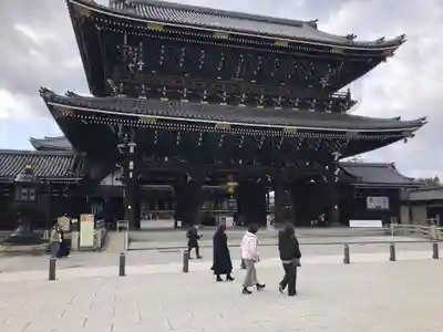 東本願寺(真宗本廟)の山門・神門