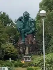 古井の天狗山の像