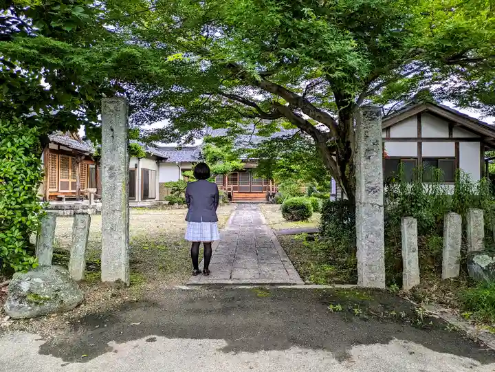 宗延寺の山門・神門
