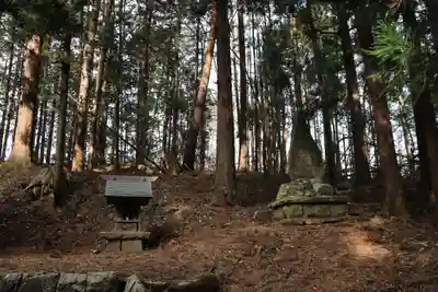 直毘神社の末社・摂社