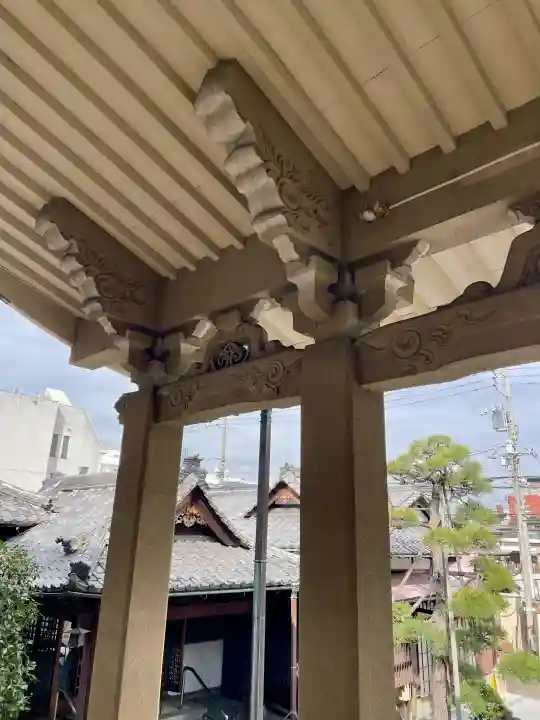 西應寺の{uncategorized: "未分類", other: "その他", undefined: "問題あり", building: "その他建物", grave: "お墓", sacred_gate: "鳥居", guardian: "狛犬", statue: "像", buddha: "仏像", history: "歴史", nature: "自然", garden: "庭園", animal: "動物", pagoda: "塔", temizu: "手水舎", mountain_gate: "山門・神門", sanctuary: "本殿・本堂", subordinate: "末社・摂社", art: "芸術", scenery: "景色", jizo: "地蔵", ema: "絵馬", goshuin: "御朱印", omikuji: "おみくじ", items: "授与品その他", amulet: "お守り", goshuincho: "御朱印帳", eats: "食事", festival: "お祭り", votive_dance: "神楽", shichigosan: "七五三参", wedding: "結婚式", experience: "体験その他", initially: "初詣", around: "周辺", anti_infection: "感染症対策"}