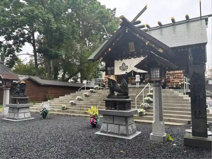 札幌諏訪神社の本殿・本堂