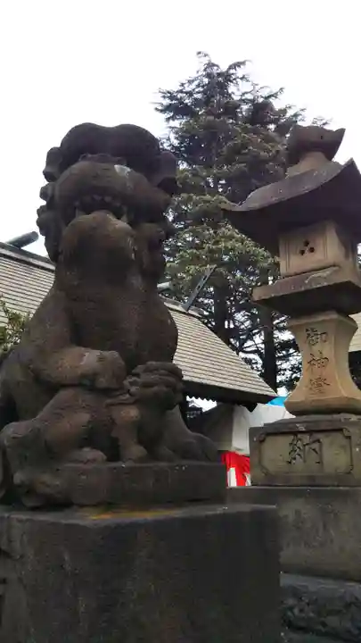 寒川神社の狛犬