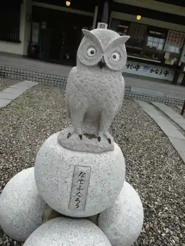 函館護國神社の像