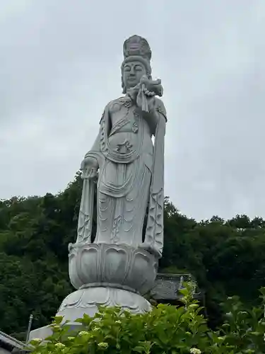 埼玉厄除け開運大師・龍泉寺（切り絵御朱印発祥の寺）(埼玉県)