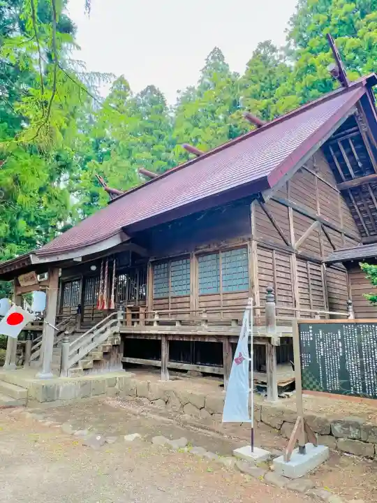 糠部神社の{uncategorized: "未分類", other: "その他", undefined: "問題あり", building: "その他建物", grave: "お墓", sacred_gate: "鳥居", guardian: "狛犬", statue: "像", buddha: "仏像", history: "歴史", nature: "自然", garden: "庭園", animal: "動物", pagoda: "塔", temizu: "手水舎", mountain_gate: "山門・神門", sanctuary: "本殿・本堂", subordinate: "末社・摂社", art: "芸術", scenery: "景色", jizo: "地蔵", ema: "絵馬", goshuin: "御朱印", omikuji: "おみくじ", items: "授与品その他", amulet: "お守り", goshuincho: "御朱印帳", eats: "食事", festival: "お祭り", votive_dance: "神楽", shichigosan: "七五三参", wedding: "結婚式", experience: "体験その他", initially: "初詣", around: "周辺", anti_infection: "感染症対策"}