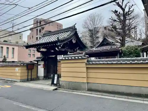忠綱寺の{uncategorized: "未分類", other: "その他", undefined: "問題あり", building: "その他建物", grave: "お墓", sacred_gate: "鳥居", guardian: "狛犬", statue: "像", buddha: "仏像", history: "歴史", nature: "自然", garden: "庭園", animal: "動物", pagoda: "塔", temizu: "手水舎", mountain_gate: "山門・神門", sanctuary: "本殿・本堂", subordinate: "末社・摂社", art: "芸術", scenery: "景色", jizo: "地蔵", ema: "絵馬", goshuin: "御朱印", omikuji: "おみくじ", items: "授与品その他", amulet: "お守り", goshuincho: "御朱印帳", eats: "食事", festival: "お祭り", votive_dance: "神楽", shichigosan: "七五三参", wedding: "結婚式", experience: "体験その他", initially: "初詣", around: "周辺", anti_infection: "感染症対策"}