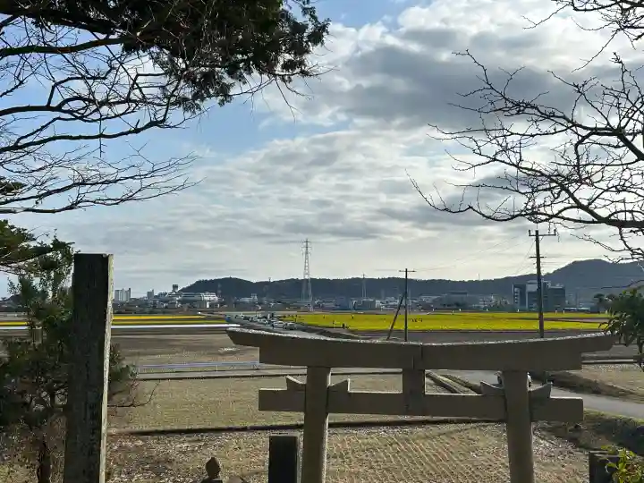 八坂神社の{uncategorized: "未分類", other: "その他", undefined: "問題あり", building: "その他建物", grave: "お墓", sacred_gate: "鳥居", guardian: "狛犬", statue: "像", buddha: "仏像", history: "歴史", nature: "自然", garden: "庭園", animal: "動物", pagoda: "塔", temizu: "手水舎", mountain_gate: "山門・神門", sanctuary: "本殿・本堂", subordinate: "末社・摂社", art: "芸術", scenery: "景色", jizo: "地蔵", ema: "絵馬", goshuin: "御朱印", omikuji: "おみくじ", items: "授与品その他", amulet: "お守り", goshuincho: "御朱印帳", eats: "食事", festival: "お祭り", votive_dance: "神楽", shichigosan: "七五三参", wedding: "結婚式", experience: "体験その他", initially: "初詣", around: "周辺", anti_infection: "感染症対策"}